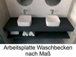 Maßgefertigte Arbeitsplatte aus Mineralharz für das Waschbecken im Badezimmer - GEA