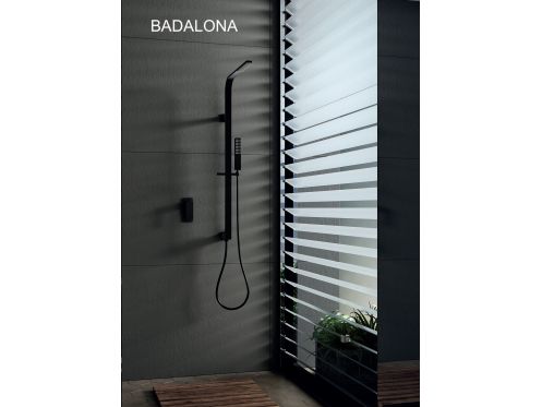 Eingebaute Dusche, mattschwarze Armatur und Designknopf - BADALONA BLACK