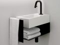 Handwaschbecken, 18 x 36 cm, Wasserhahn rechts, mit schwarzem Handtuchhalter - FLUSH 3 RIGHT
