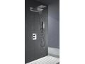 Eingebaute Dusche, Thermostat, Regenschutz und Wasserfall - ROQUETAS CHROME
