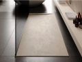 Maßgefertigte Duschwanne mit Wandablauf – WALL DESIGN