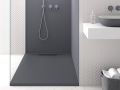 Maßgefertigte Duschwanne mit Wandablauf – WALL DESIGN